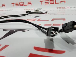 Кабель USB Tesla Model S 1 поколение 2012, 1004815-08-B