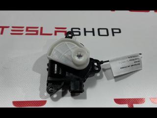 Сервопривод температуры пассажира (печки) Tesla Model S 1 поколение 2012, 6008247