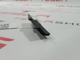 Заглушка болта дверной карты (резиновая) Tesla Model S 1 поколение 2012, 1007941-00-B