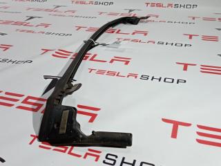 Уплотнитель задней двери Tesla Model S 1 поколение 2015, 1005422-00-D
