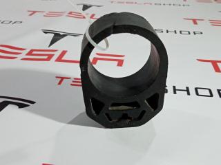 Изолятор насоса системы охлаждения Tesla Model S 1 поколение 2015, 1054529-00-G, 1067474-00-D