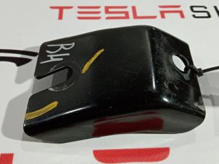 Кронштейн крепления переднего подрамника к лонжерону Tesla Model 3 1 поколение 2019, 1044521-00-N