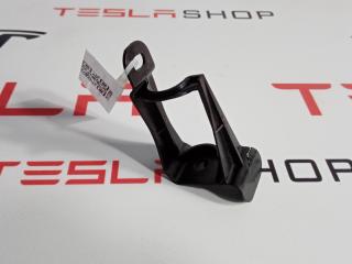 Кронштейн крепления электропроводки Tesla Model S 1 поколение 2012, 1004423-91-P