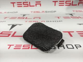 Заглушка отделки порта зарядки (текстиль) Tesla Model S 1 поколение 2012, 1045201-00-F, 1051663-00-A