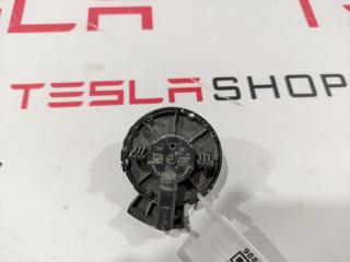 Датчик удара (давления воздуха) Tesla Model 3 1 поколение 2019, 1036762-00-A