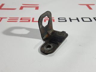 Кронштейн крепления тормозного шланга Tesla Model 3 1 поколение 2019, 1044722-00-D