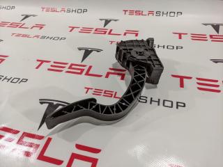 педаль Tesla Model 3 1 поколение 2019, 1044695-00-A