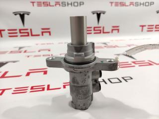 цилиндр тормозной главный Tesla Model 3 1 поколение 2019, 1044671-99-F