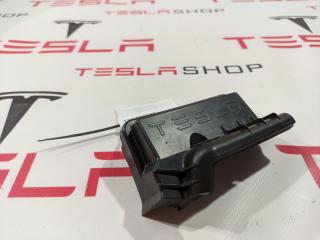 крышка отсека ЭБУ Tesla Model 3 1 поколение 2019, 1109514-00-C