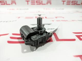 Сервопривод печки салона (печки) Tesla Model 3 1 поколение 2019, 1099999-00-H, T92882B12