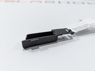 Фитинг для подключения iPhone Tesla Model X 1 поколение 2020, 1061289-00-A