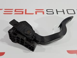 педаль Tesla Model 3 1 поколение 2019, 1044695-00-A