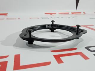 Крепление динамика к полке багажника Tesla Model 3 1 поколение 2019, 1079742-00-A, 1103167-00-A