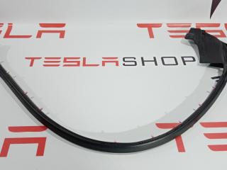 Уплотнитель задней двери Tesla Model S 1 поколение 2014, 6009595-00-D