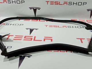 Уплотнитель проема дверного Tesla Model 3 1 поколение 2019, 1090499-00-K