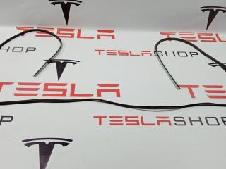 Уплотнитель проема дверного Tesla Model 3 1 поколение 2019, 1090499-00-K