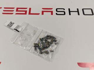 болт Tesla Model S 1 поколение 2012, 104500600D, 1140193-00-C