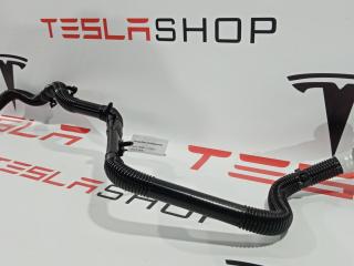 Шланги охлаждающей жидкости Tesla Model 3 1 поколение 2020, 1530116-00-A