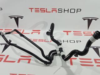 Патрубок системы охлаждения теплообменник (Chiller)-батарея Tesla Model 3 1 поколение 2020, 1077579-00-F