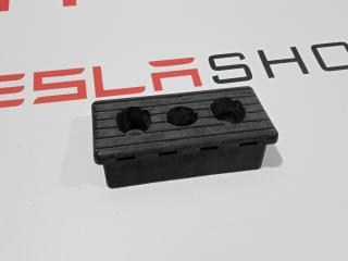 Опора под домкрат (подушка) Tesla Model S 1 поколение 2014, 1009124-00-C