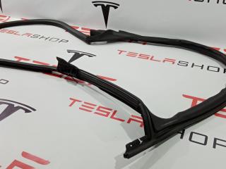 Уплотнитель проема дверного Tesla Model S 1 поколение 2014, 6009583-00-M