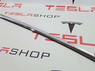 молдинг двери задней правой Tesla Model S 1 поколение 2014, 1095921-00-C