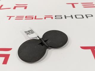 Коврик подстаканника Tesla Model S 1 поколение 2014, 1010759-00-B
