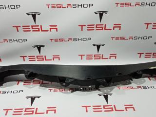 Пластик лобового стекла Tesla Model X 1 поколение 2016, 1036245-00-D