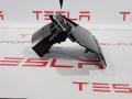 Декоративная накладка центральной панели Tesla Model X 1 поколение 2016, 1007834-00-C, 1042772-11-B - фото №4