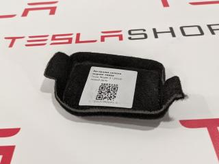 Заглушка отделки порта зарядки (текстиль) Tesla Model S 1 поколение 2014, 1045201-00-F, 1051663-00-A
