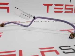 Трубка блока клапанов пневмоподвески (большая) Tesla Model S 1 поколение 2014, 6006411-00-B