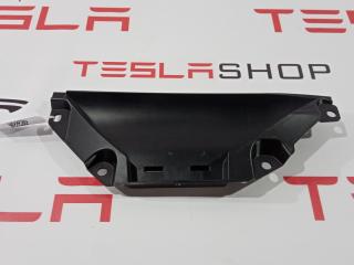 Накладка декоративная обшивки двери Tesla Model S 1 поколение [рестайлинг] 2016, 6006071-22-M