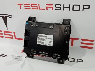 Блок управления BCM (Body Control Module) Tesla Model S 1 поколение 2014, 1010906-00-D
