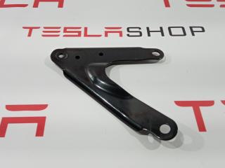 Кронштейн крепления подрамника Tesla Model S 1 поколение 2014, 6008490-00-A