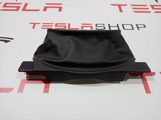 Накладка декоративная рулевой колонки Tesla Model S 1 поколение 2014, 1008303-00-D