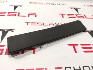Накладка нижняя бардачка Tesla Model S 1 поколение [рестайлинг] 2016, 1002301-14-B