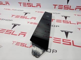 Накладка стойки B, наружная Tesla Model Y 1 поколение 2020, 1494241-00-A, 1516258-00-D