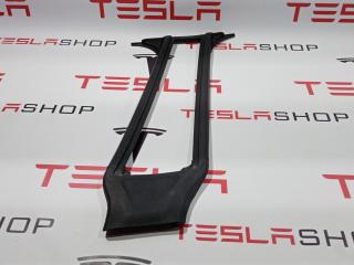 уплотнитель Tesla Model Y 1 поколение 2020, 1497679-00-C