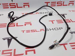 Электропроводка форсунок стеклоомывателя Tesla Model S 1 поколение [рестайлинг] 2016, 1025202-00-C