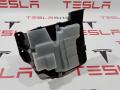 Защитная накладка блока предохранителей салона (силиконовая) Tesla Model S 1 поколение [рестайлинг] 2016, 1066869-00-A - фото №4