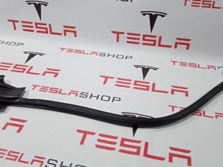 Уплотнитель задней двери Tesla Model S 1 поколение [рестайлинг] 2016, 6009596-00-D