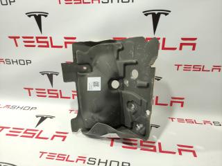 Шумоизоляция переднего мотора Tesla Model S 1 поколение [рестайлинг] 2016, 1046734-00-C