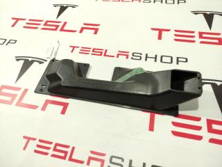 Воздуховод обдува ног водителя Tesla Model S 1 поколение [рестайлинг] 2016, 6007717-00-C