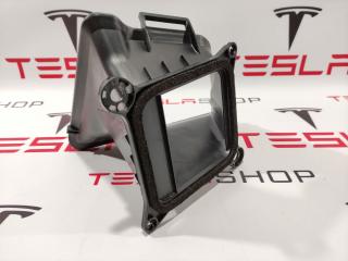 Воздухозаборник печки Tesla Model 3 1 поколение 2020, 1107204-00-D