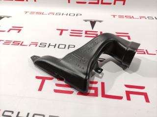 Воздуховод обдува ног пассажира Tesla Model 3 1 поколение 2020, 1100544-00-D