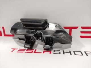 Кронштейн накладки, стойки В Tesla Model 3 1 поколение 2020, 1103776-00-L
