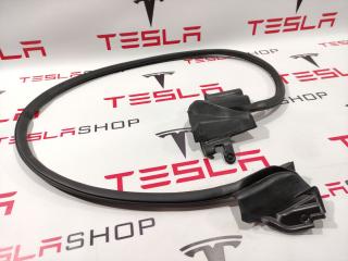 уплотнитель двери Tesla Model S 1 поколение (2012 - 2016), 6009594-00-D