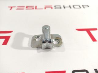 Петля замка двери Tesla Model S 1 поколение 2014, 6006618-00-A