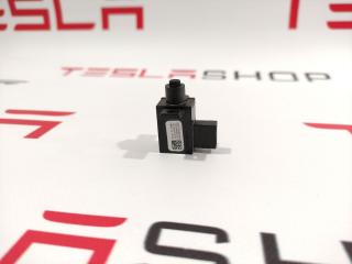 датчик температуры Tesla Model X 1 поколение 2016, 1045664-02-C