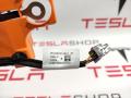 Корпус вспомогательного блока управления основной батареи Tesla Model X 1 поколение 2016, 1042876-00-C, 1041310-00-F, 1039577-00-F - фото №2